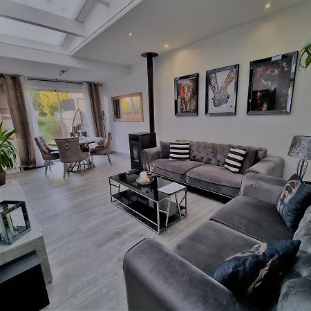 Oasis Citadine Terrasse Intime Jardin Privatif En Plein Centre Ville 70M2 Камбре Экстерьер фото
